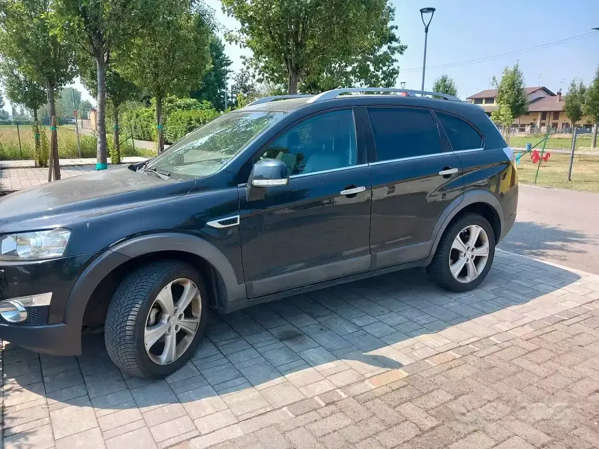 Usata Chevrolet Captiva 184 CV (135 kW) 2011 Nero SUV