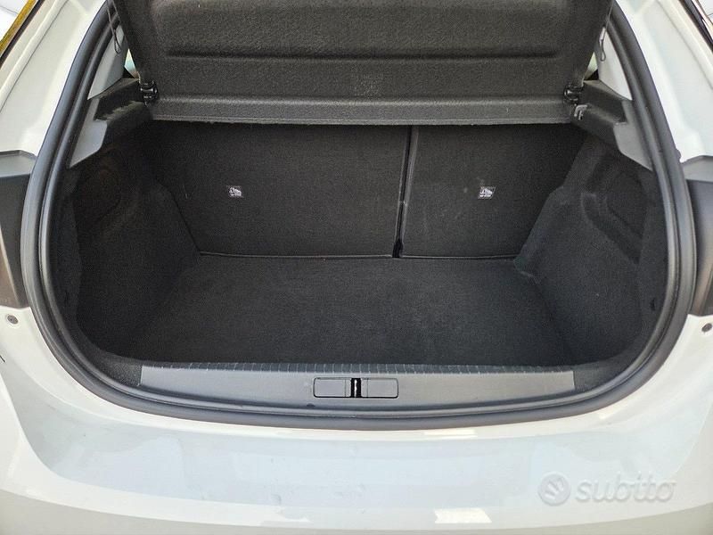 Usata Opel Corsa Edition 75 CV (55 kW) 2022 Bianco Berlina