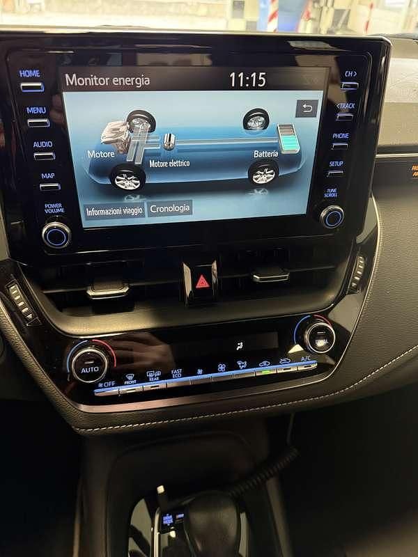 Usata Toyota Corolla Active 98 CV (72 kW) 2021 Nero Berlina