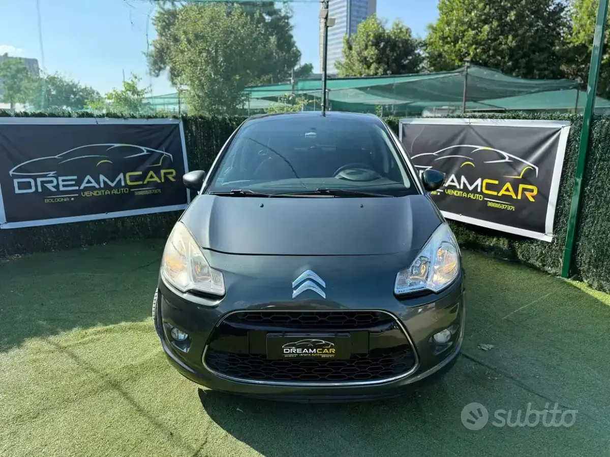 Usata Citroën C3 Exclusive 70 CV (51 kW) 2010 Grigio Berlina