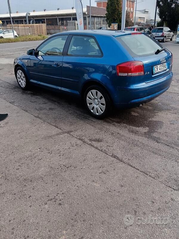 Usata 2004 Audi A3 Due volumi | 3000 € (Buon prezzo) - Immagine 1/1