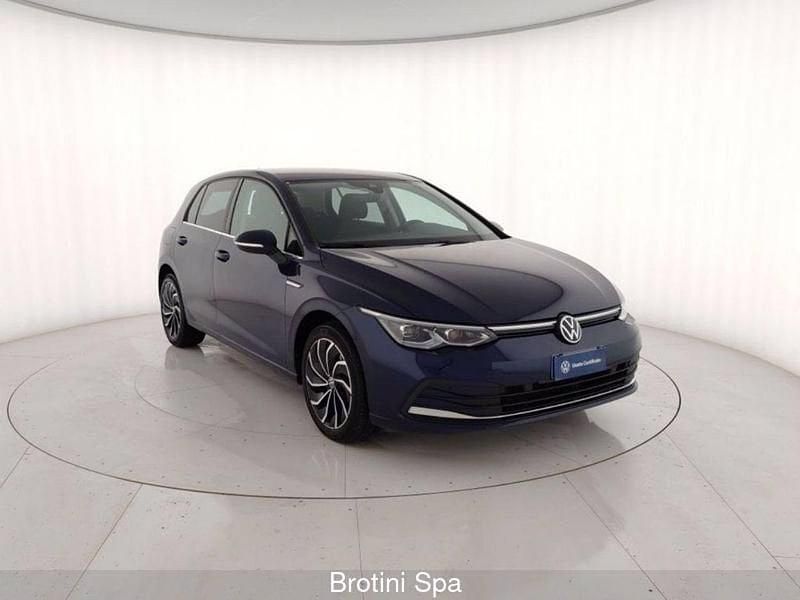 Occasion VW Golf VIII Style 131 ch (96 kW) 2022 Bleue Citadine