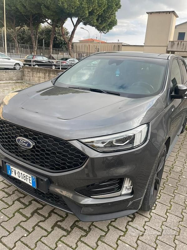 Usata Ford Edge 238 CV (175 kW) 2019 Grigio SUV