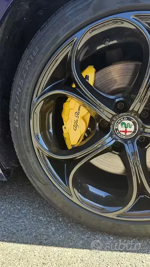 Usata Alfa Romeo Giulia Sprint 201 CV (147 kW) 2020 Blu Berlina