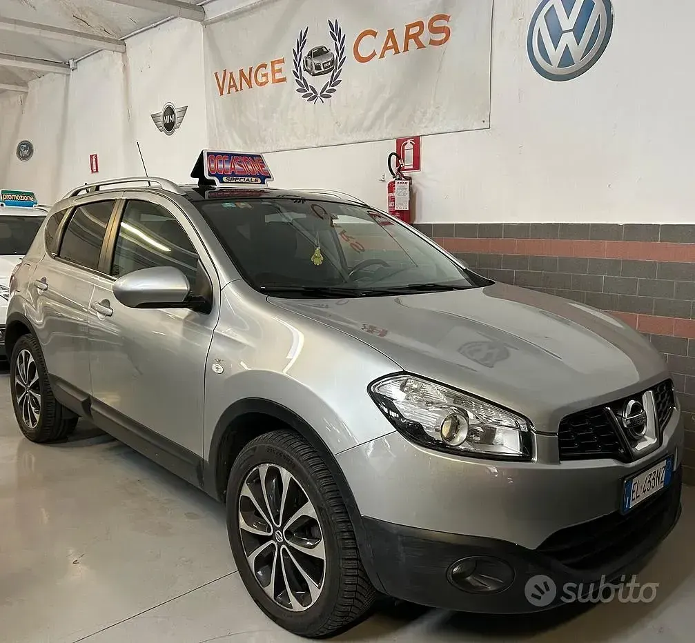 Usata Nissan Qashqai N-TEC 116 CV (85 kW) 2012 Grigio SUV