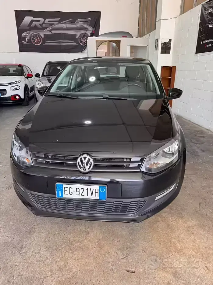 Usata VW Polo Trendline 75 CV (55 kW) 2011 Nero Utilitaria