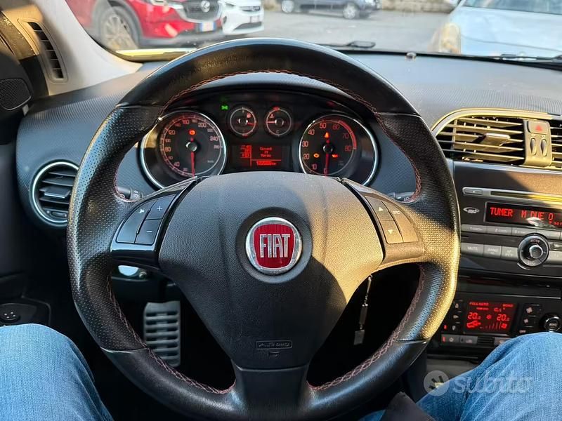 Usata Fiat Bravo Sport 150 CV (110 kW) 2009 Bianco Utilitaria