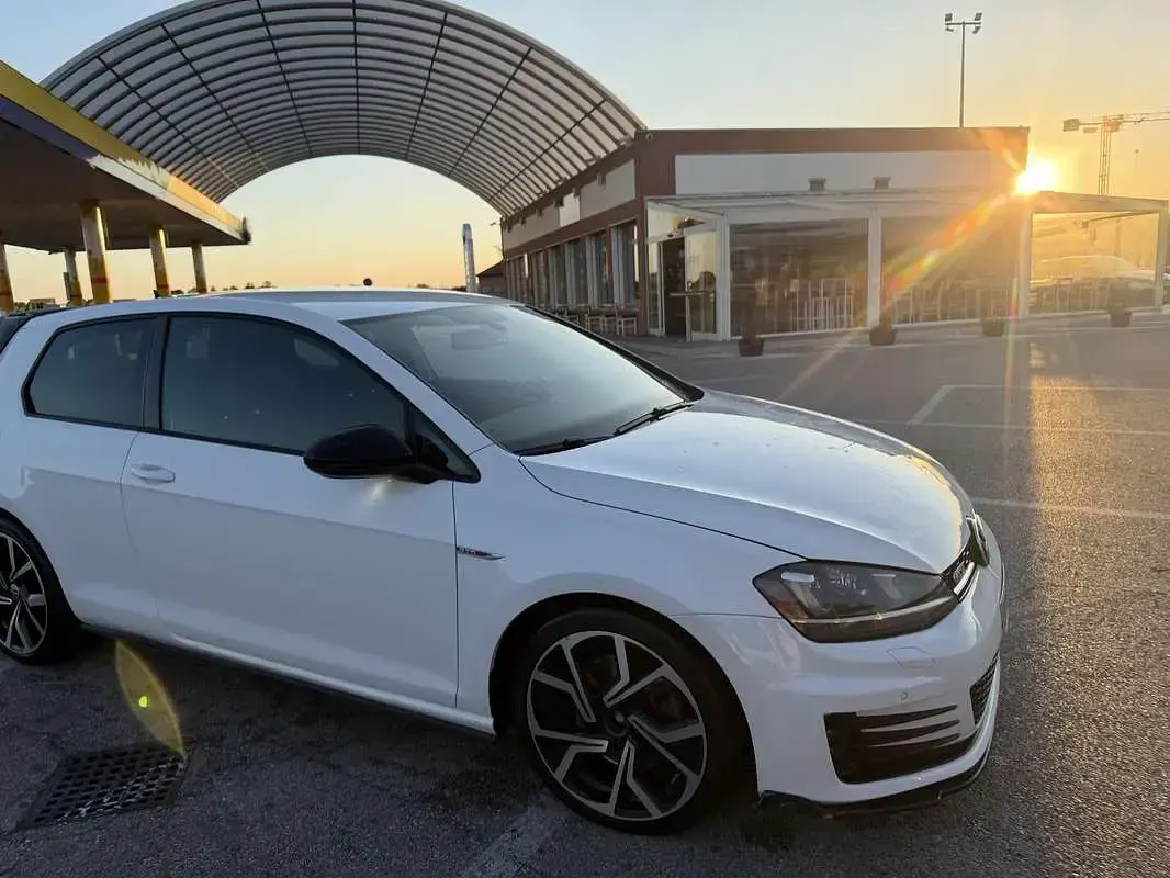 Usata VW Golf VII GTD 184 CV (135 kW) 2014
