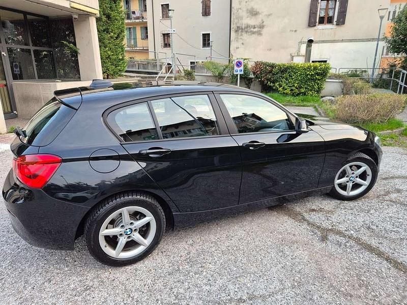 Usata BMW 118 Sport Line 150 CV (110 kW) 2016 Nero Utilitaria
