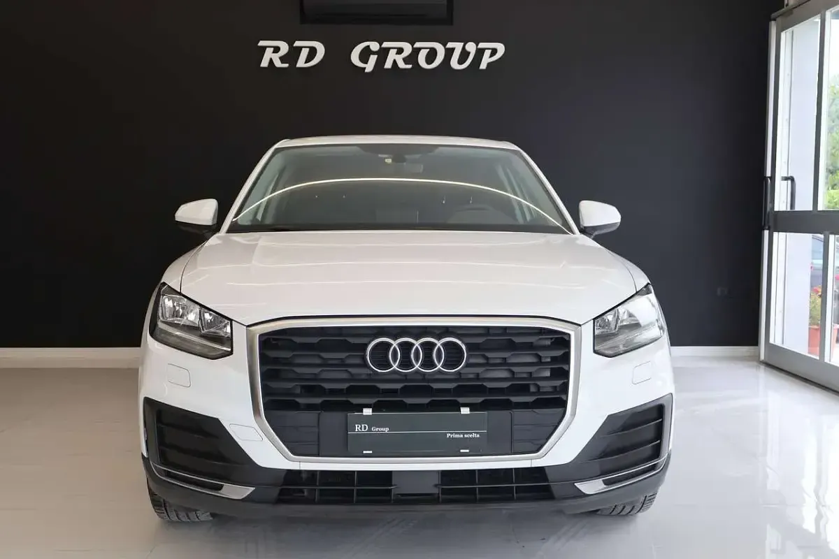 Usata Audi Q2 Sport 116 CV (85 kW) 2017 Bianco SUV