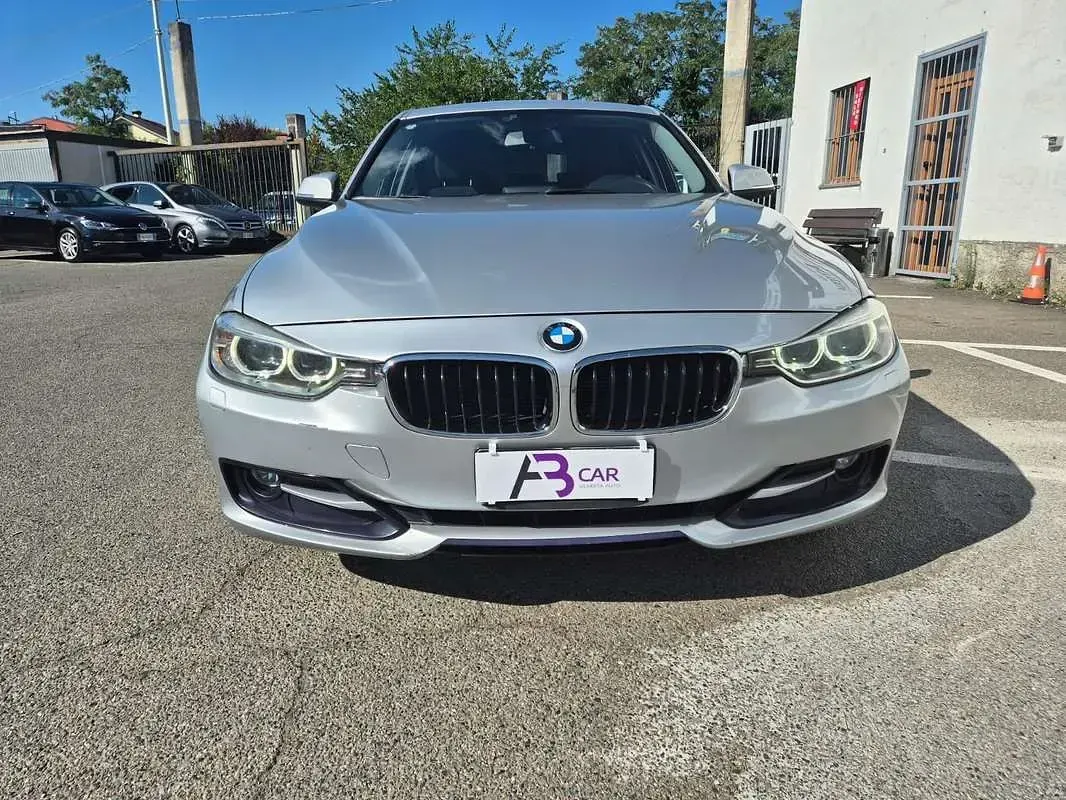 Usata BMW 316 Sport Line 116 CV (85 kW) 2015 Station wagon