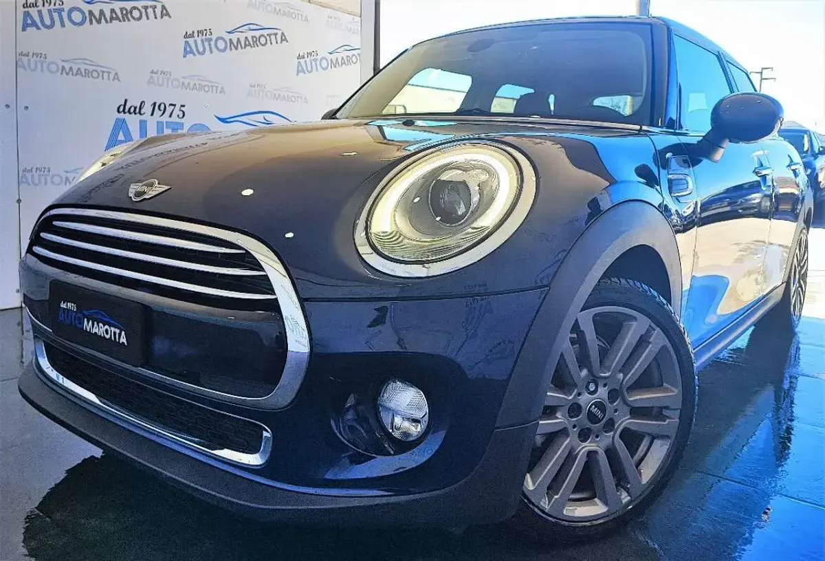 Usata Mini Cooper D Hype 117 CV (86 kW) 2017 Blu/azzurro Utilitaria