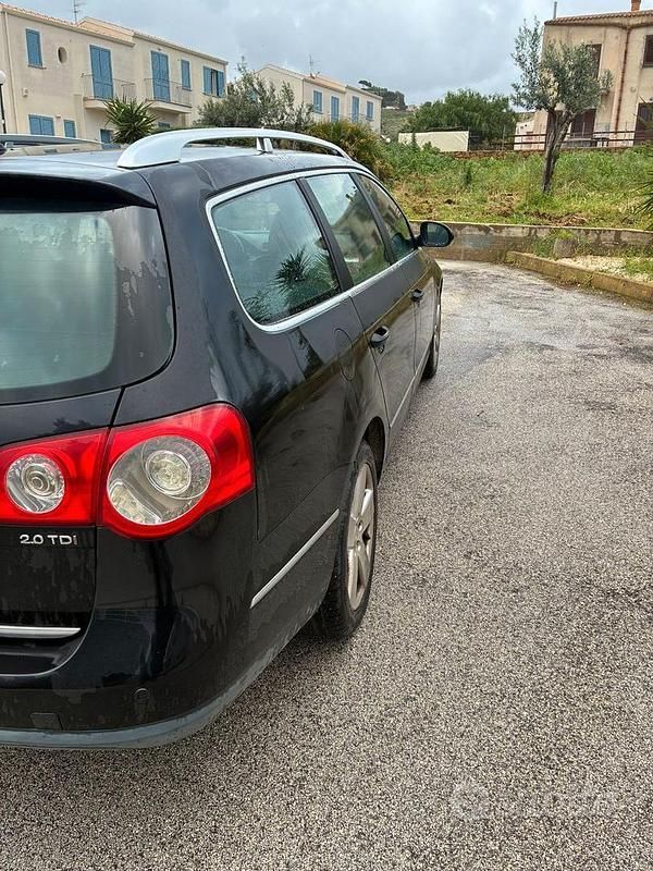 Usata VW Passat 170 CV (125 kW) 2009 Nero Station wagon