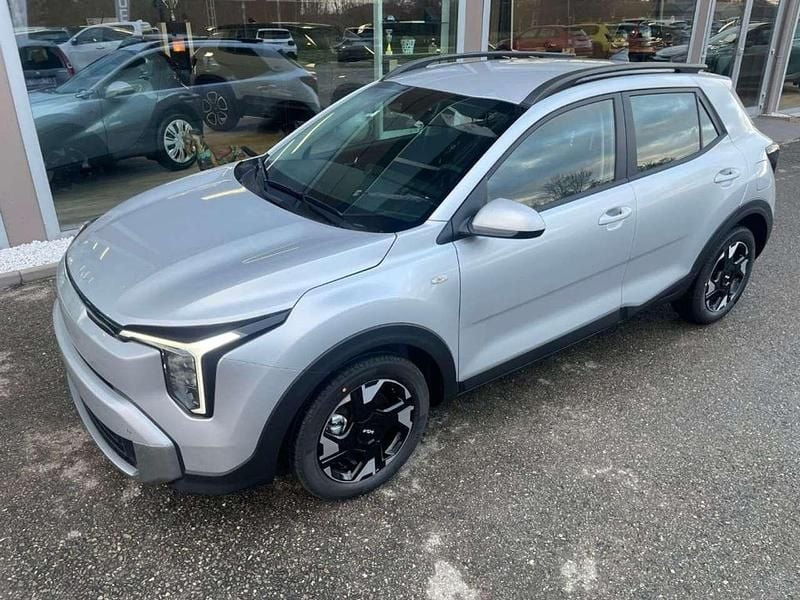 Nuova Kia Stonic Urban 101 CV (74 kW) 2025 Rosso SUV