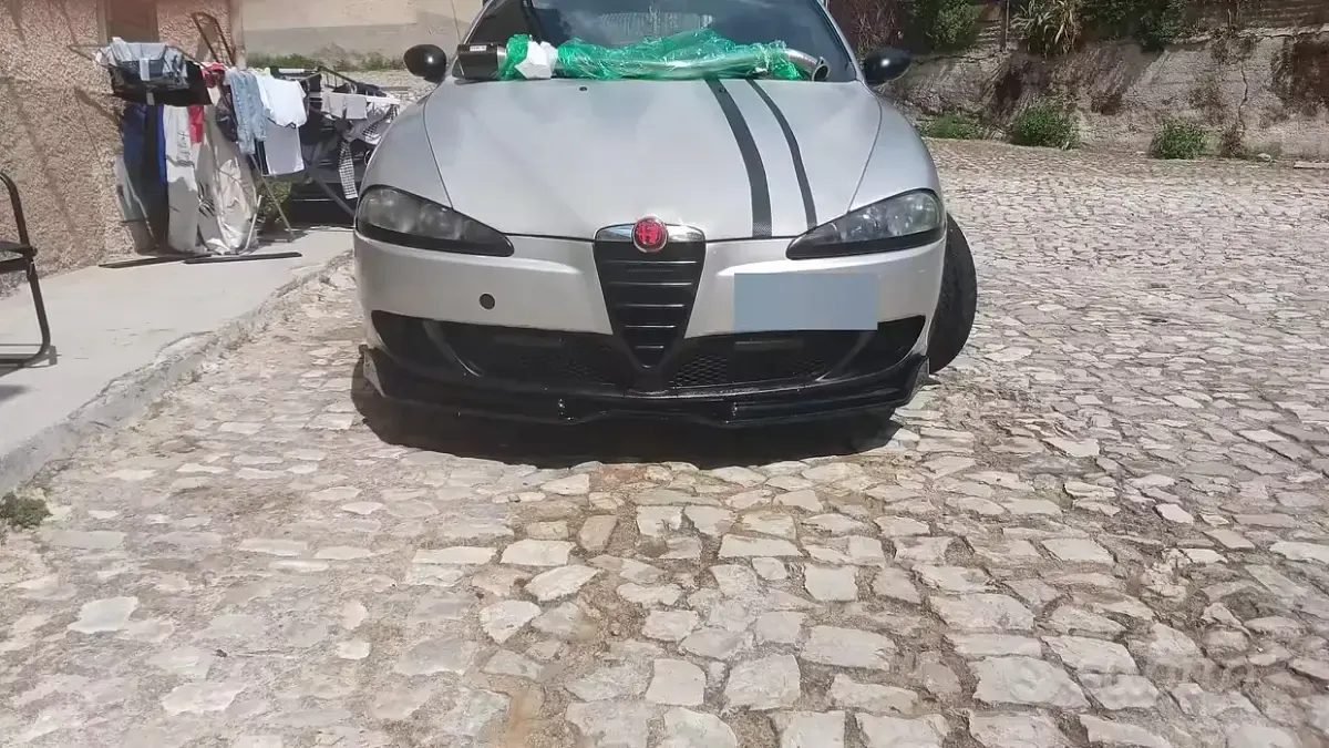 Usata Alfa Romeo 147 120 CV (88 kW) 2006 Utilitaria