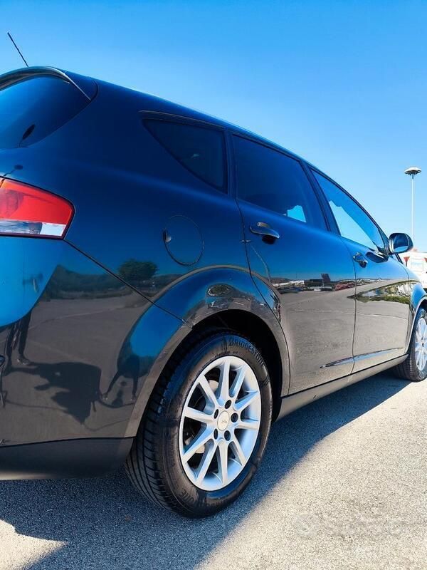 Occasion Seat Altea 105 PK (77 kW) 2009 Grijs MPV