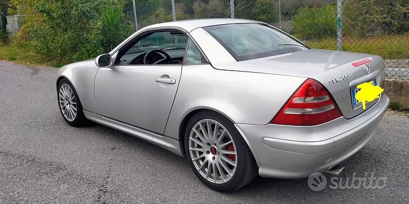 Usata Mercedes SLK200 163 CV (119 kW) 2001 Grigio Cabrio