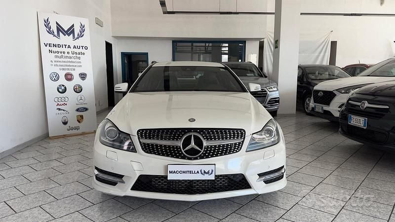 Usata Mercedes C220 Avantgarde 169 CV (124 kW) 2012 Bianco Coupé