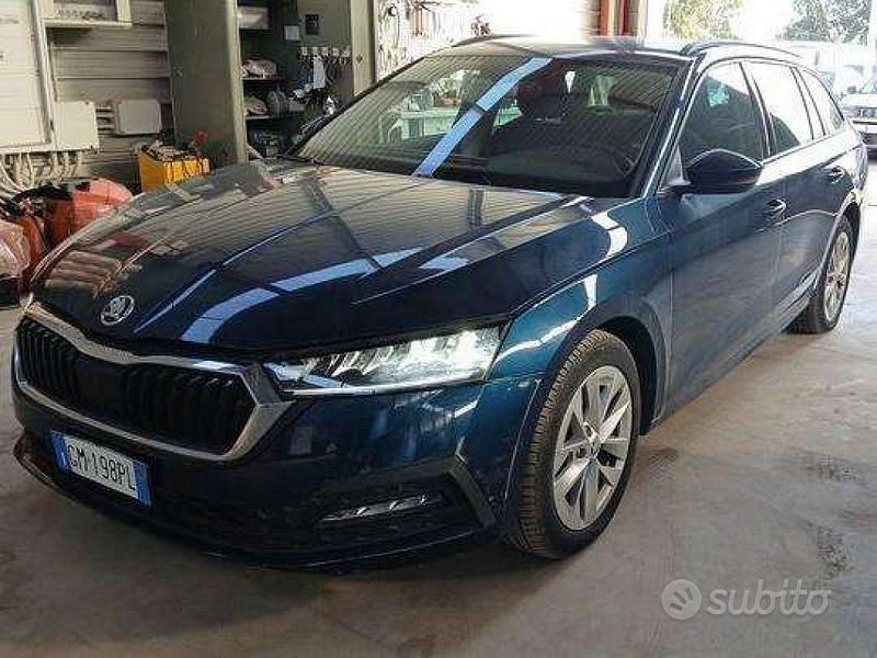 Usata Skoda Octavia Executive 150 CV (110 kW) 2023 Blu/azzurro Station wagon