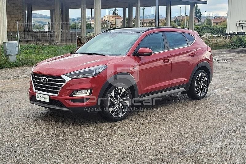 Rosso Usata 2019 Hyundai Tucson SUV | 13.950 € (Ottimo prezzo) - Immagine 1/4