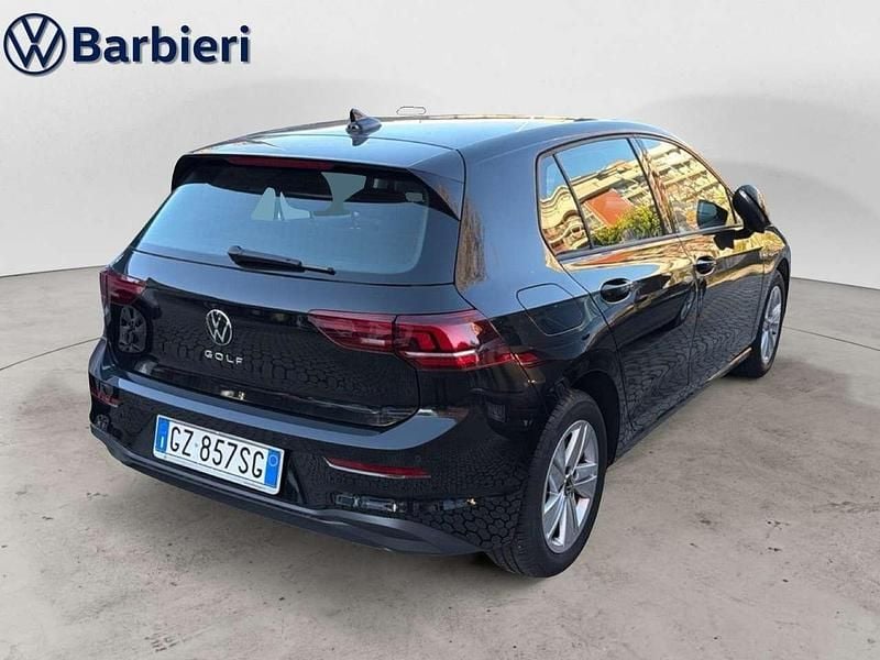 Usata VW Golf VIII Life 116 CV (85 kW) 2025 Nero Berlina