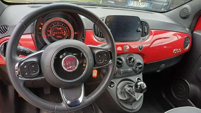Usata Fiat 500 Lounge 69 CV (50 kW) 2021 Other Utilitaria