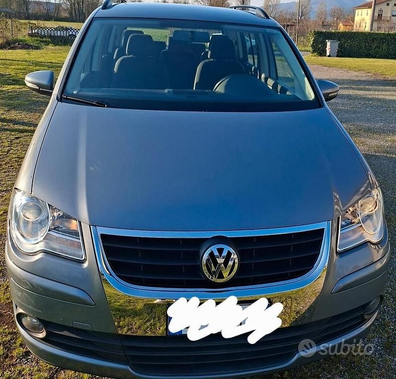 Usata VW Touran 140 CV (102 kW) 2010 Monovolume