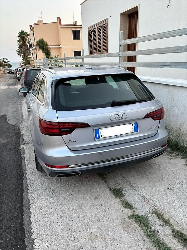 Usata Audi A4 218 CV (160 kW) 2019 Grigio Station wagon