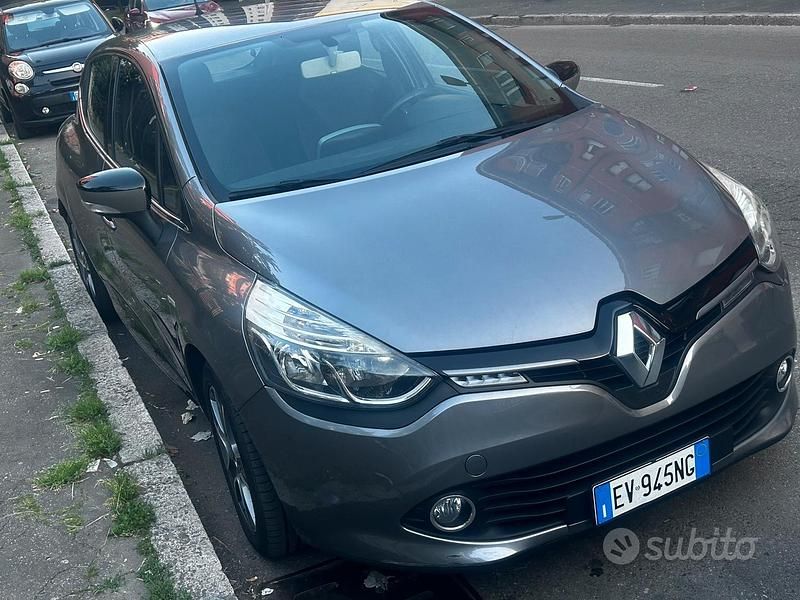 Usata Renault Clio IV 75 CV (55 kW) 2014 Grigio Berlina