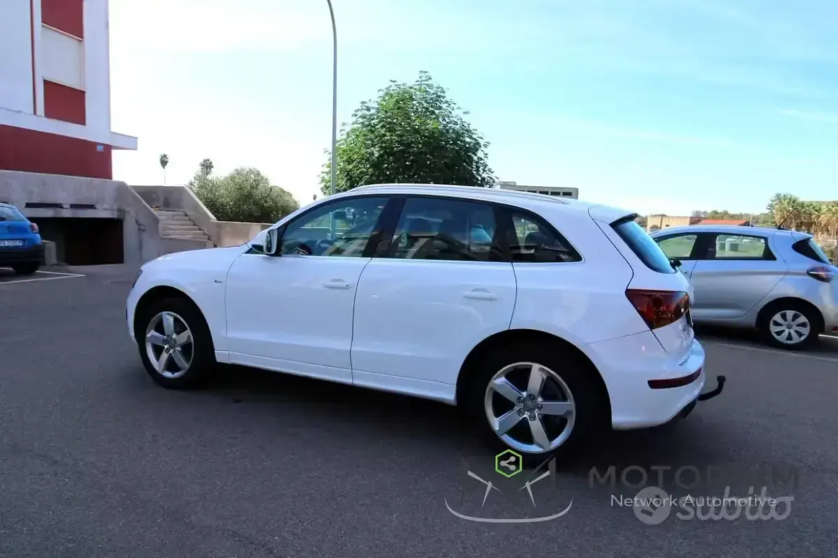 Usata Audi Q5 170 CV (125 kW) 2009 Bianco(met.) SUV