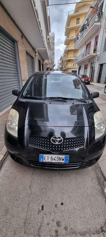 Usata Toyota Yaris Sol 65 CV (47 kW) 2008 Utilitaria