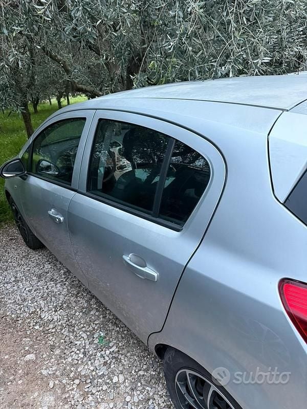 Usata Opel Corsa 2008 Grigio Utilitaria