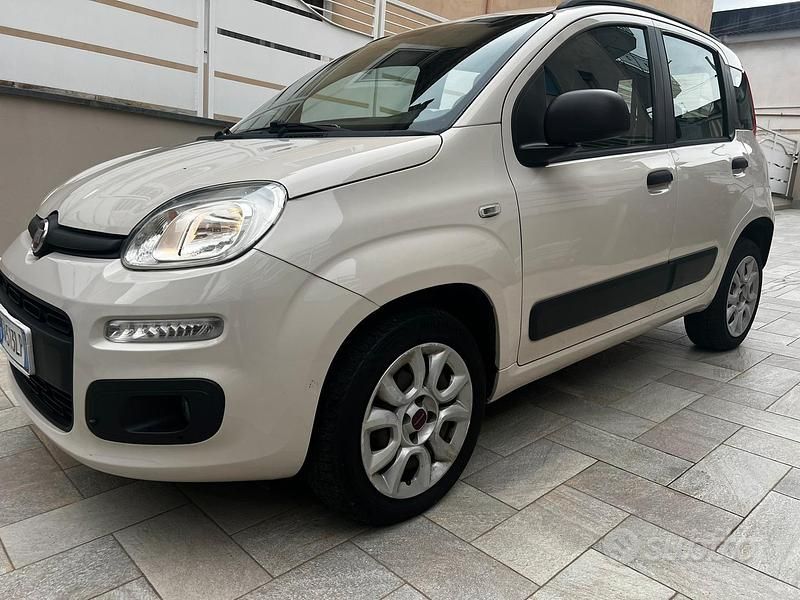 Usata Fiat Panda 70 CV (51 kW) 2015 Utilitaria