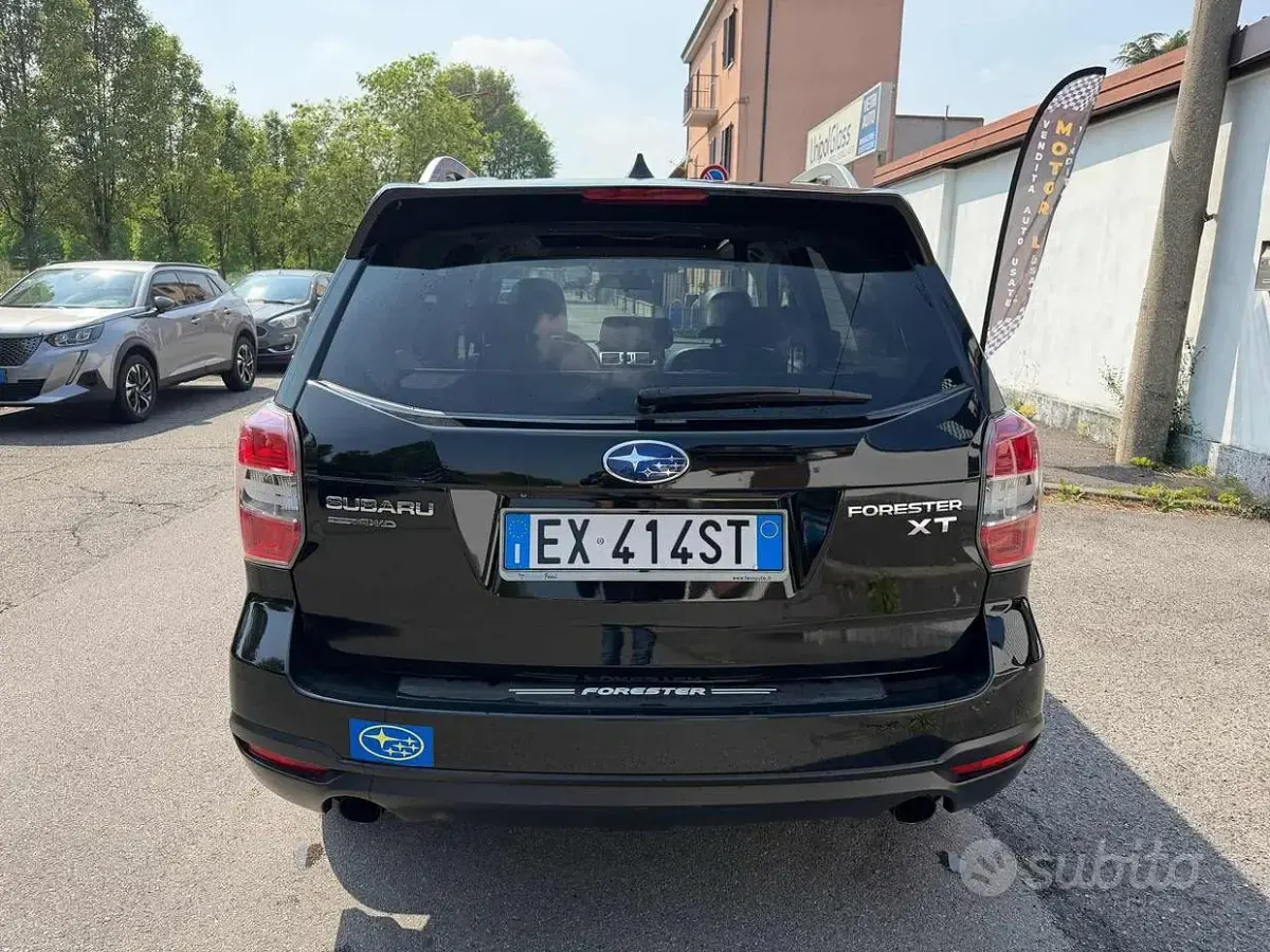 Usata Subaru Forester 241 CV (177 kW) 2015 Nero SUV