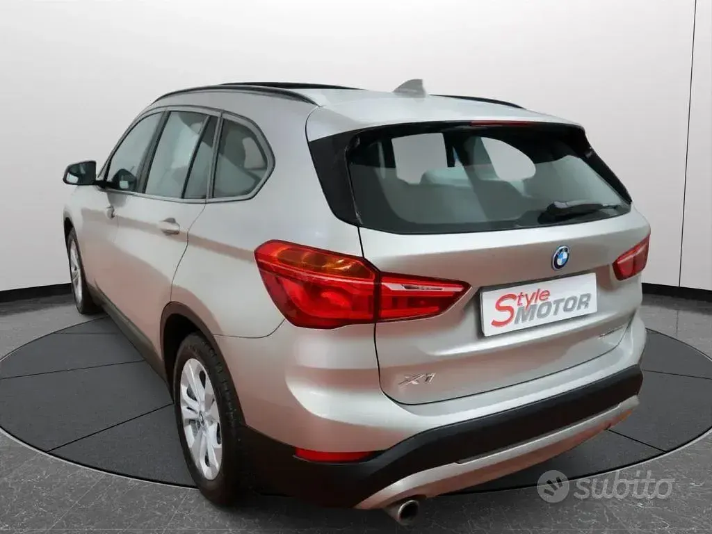 Usata BMW X1 Advantage 125 CV (91 kW) 2022 Beige SUV