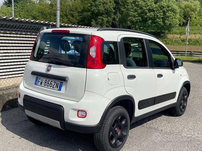 Usata Fiat Panda Cross Cross 84 CV (61 kW) 2019 Bianco Utilitaria