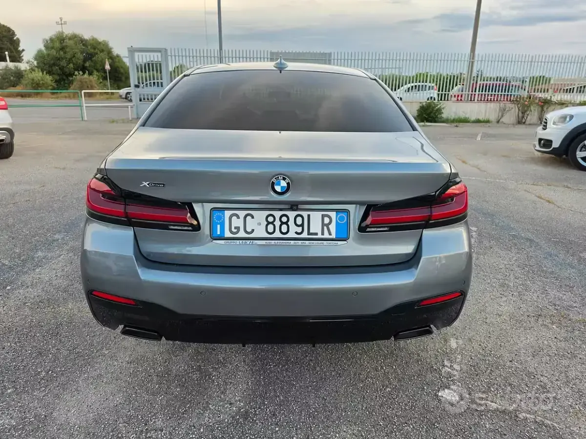 Usata BMW 520 M Sport 190 CV (139 kW) 2020 Grigio Berlina
