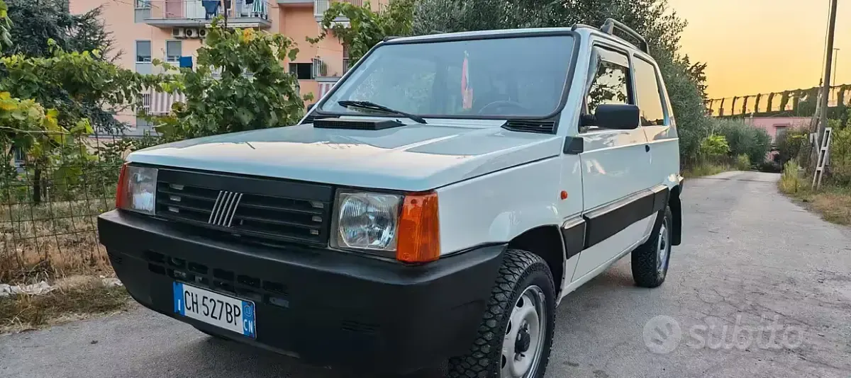 Usata Fiat Panda 4x4 54 CV (39 kW) 2003 Bianco Utilitaria