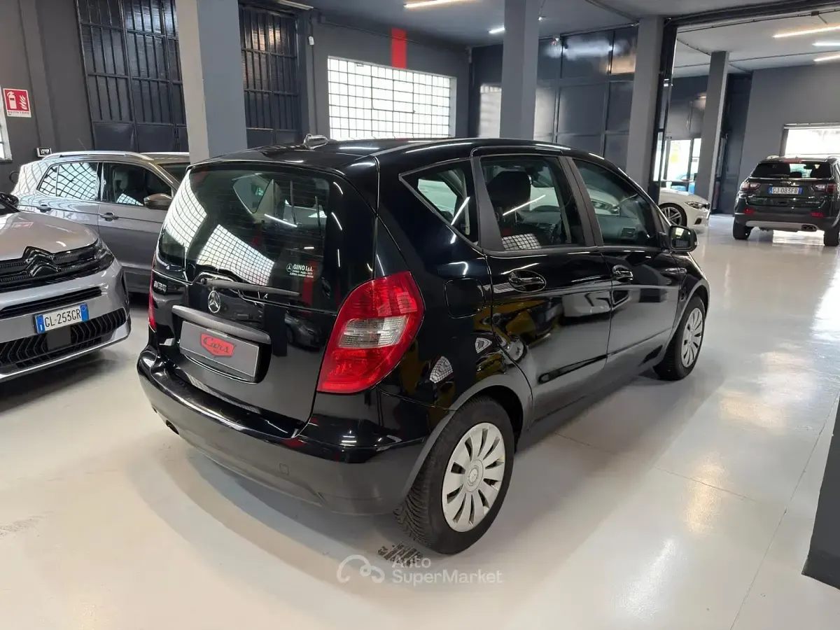 Usata Mercedes A150 95 CV (69 kW) 2008 Nero Monovolume