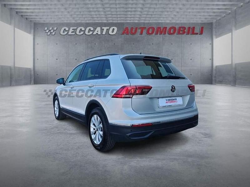 Usata VW Tiguan Life 150 CV (110 kW) 2024 Argento SUV