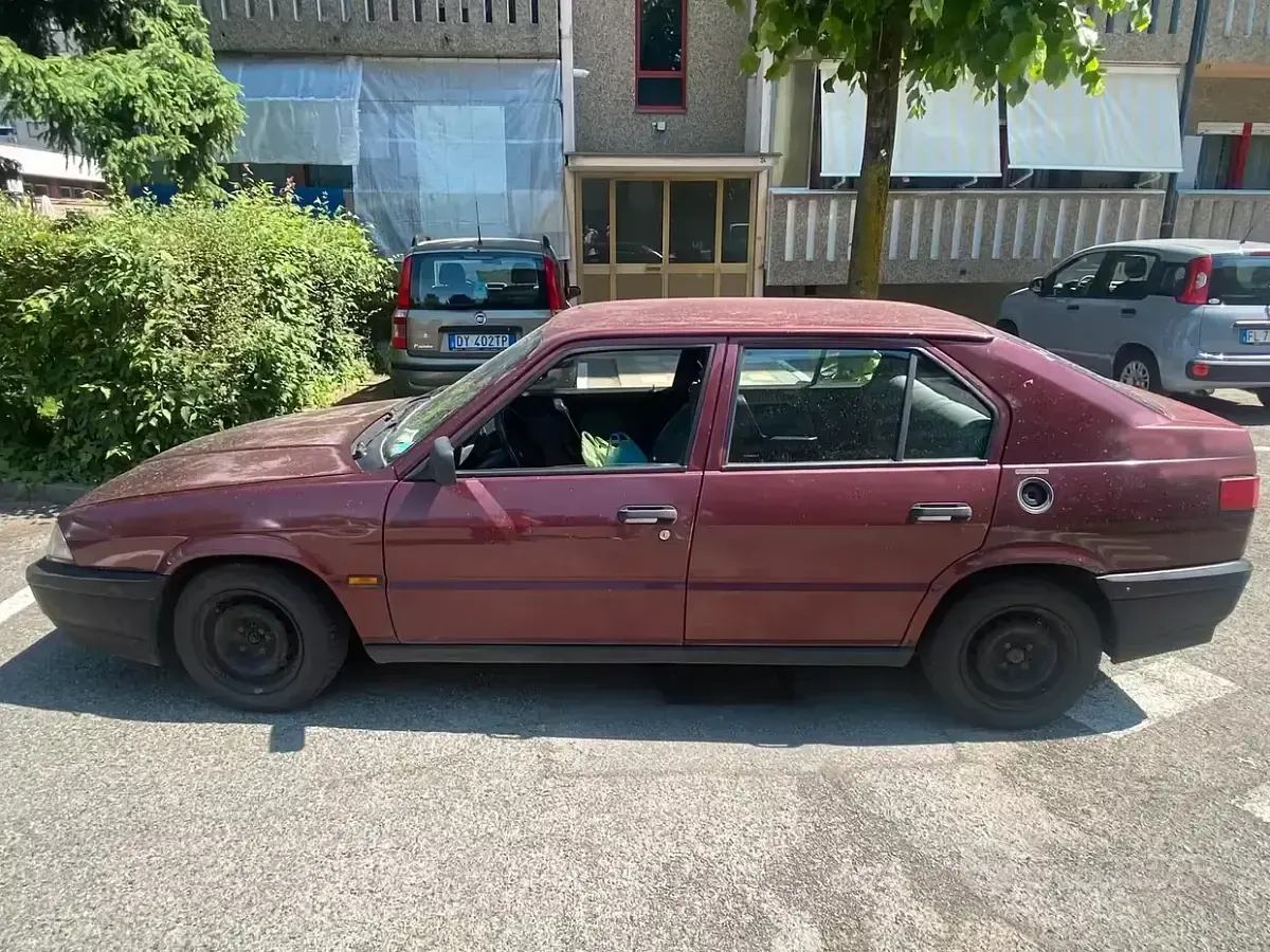 Usata Alfa Romeo 33 86 CV (63 kW) 1992 Rosso Berlina