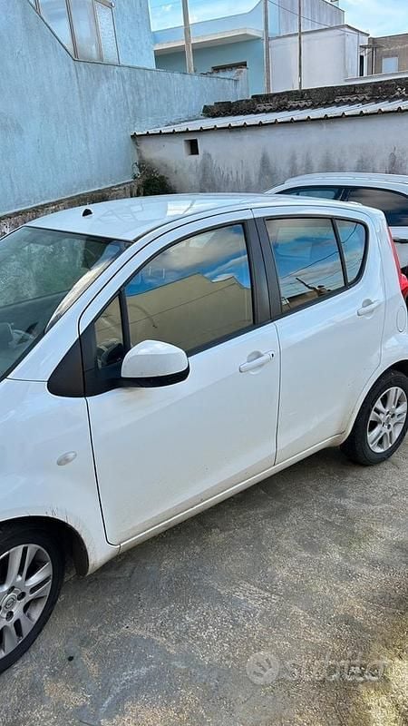 Usata Opel Agila 94 CV (69 kW) 2011 Bianco Monovolume