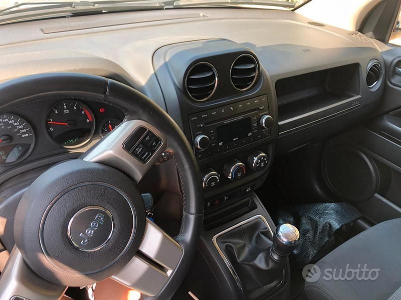 Usata Jeep Compass Sport 136 CV (100 kW) 2011 Blu SUV