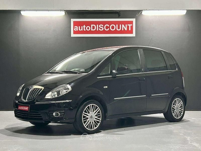 Usata Lancia Musa Platinum 77 CV (56 kW) 2012 Nero Monovolume