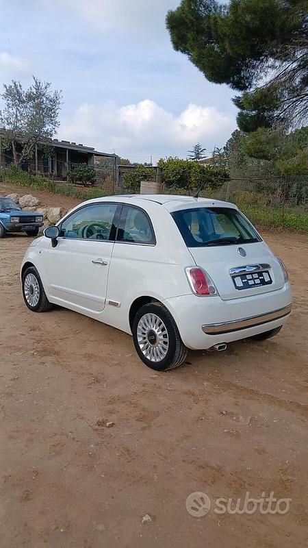 Usata Fiat 500 Lounge 69 CV (50 kW) 2009 Bianco Cabrio