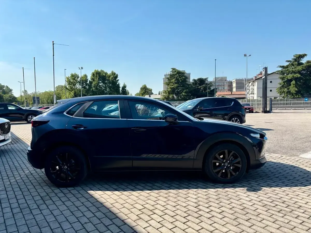 Usata Mazda CX-30 Center-Line 140 CV (102 kW) 2025 Blu SUV