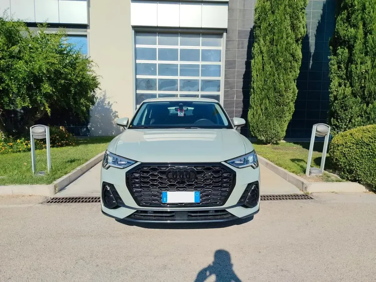 Usata Audi Q3 Business Plus 150 CV (110 kW) 2025 Argento SUV