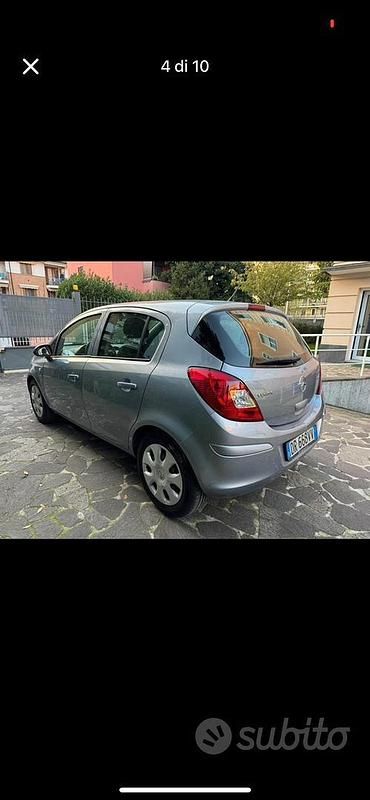 Usata Opel Corsa 80 CV (58 kW) 2009 Grigio Berlina