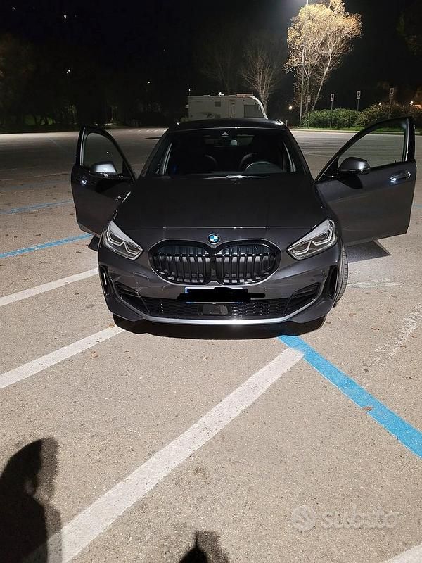 Begagnad BMW 1M M Sport 116 HK (85 kW) 2021 Sportkupé