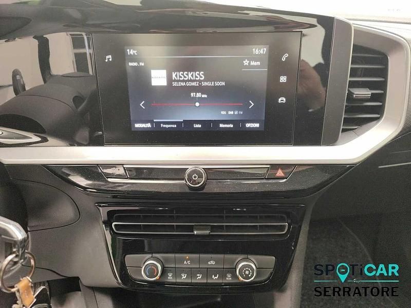 Usata Opel Mokka Edition 101 CV (74 kW) 2021 Verde SUV